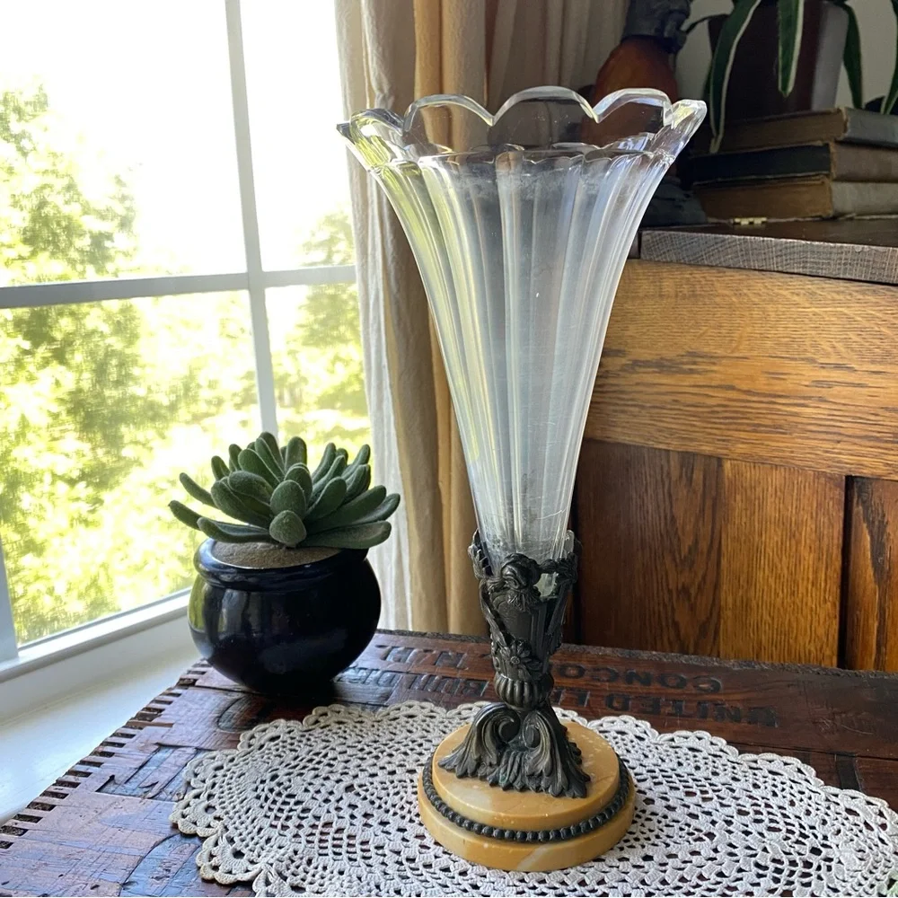 Vintage Victorian Crystal Flower Vase